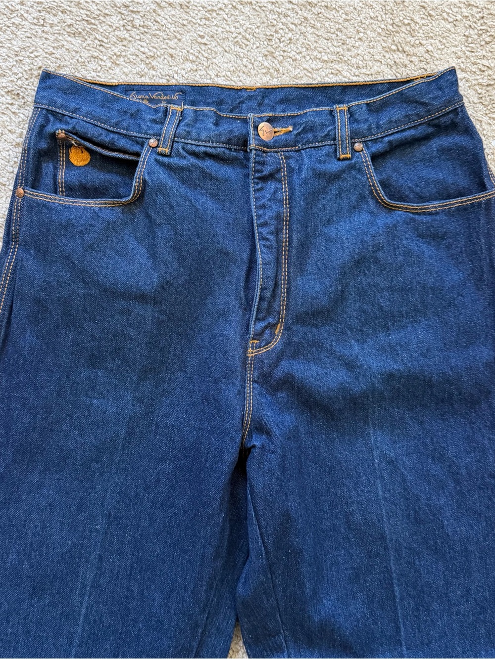 VTG ~ 1970s ~ Gloria Vanderbilt ~ High-Waisted Straight Cut Jeans ~ Size 16 - Picture 3 of 7